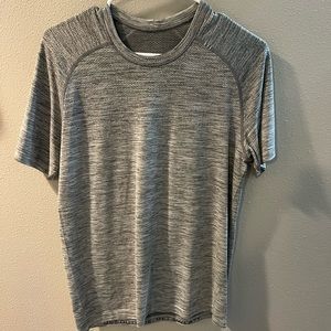 Lululemon metal vent tech shirt